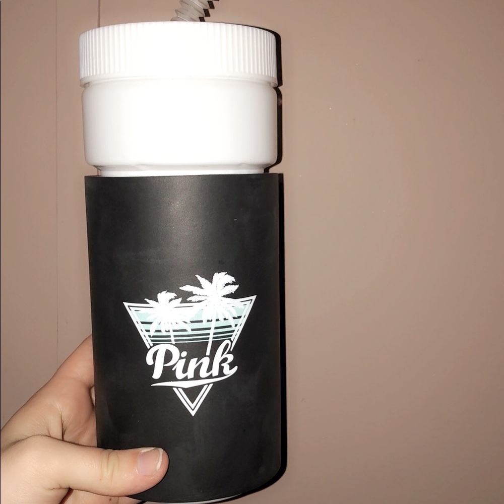 PINK VS BOTTLE